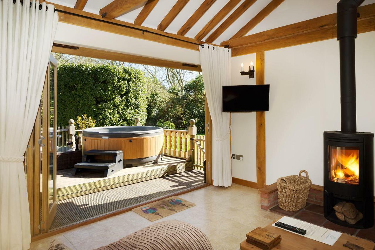 Owl'S Hoot Villa Thorndon Luaran gambar